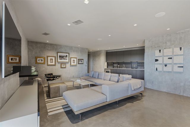 871 Camino Francisca, Santa Fe, NM 87506
