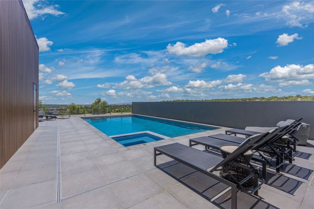 871 Camino Francisca, Santa Fe, NM 87506