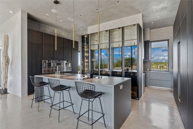 871 Camino Francisca, Santa Fe, NM 87506