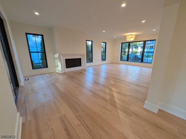 2 Byron Ct, Westfield Town, NJ 07090