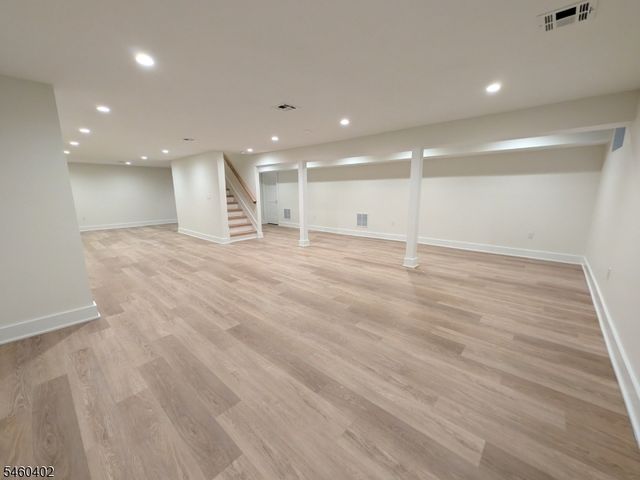 2 Byron Ct, Westfield Town, NJ 07090