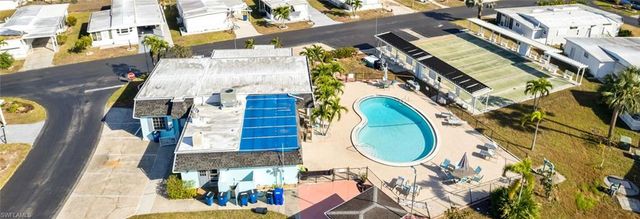 68 Sturbridge LN, Fort Myers, FL 33908