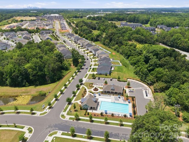 6523 Georgia Oak Road, Charlotte, NC 28269