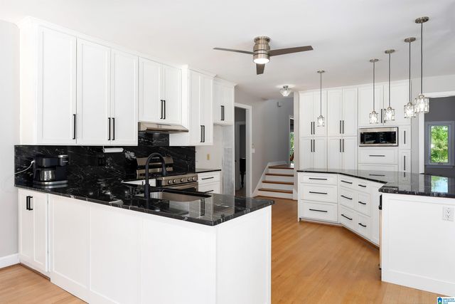 409 PINEVIEW DRIVE, West Blocton, AL 35184