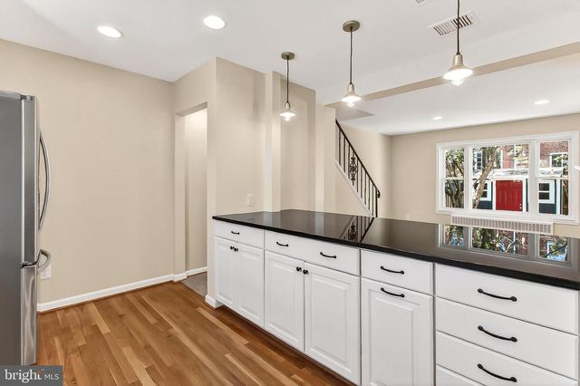 3004 HICKORY ST, Alexandria, VA 22305