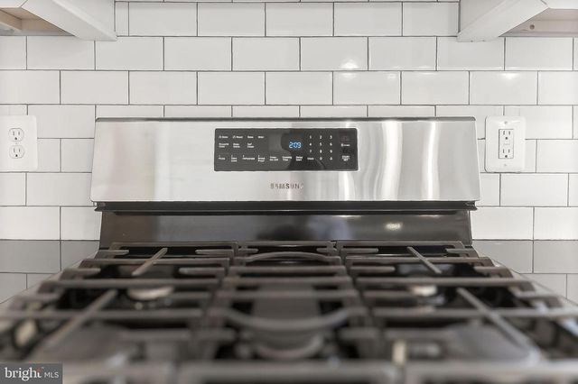 3004 HICKORY ST, Alexandria, VA 22305