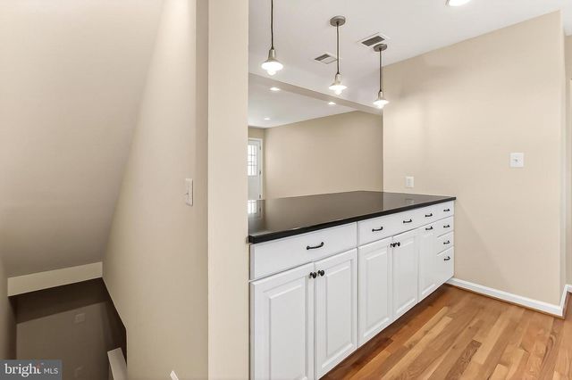 3004 HICKORY ST, Alexandria, VA 22305