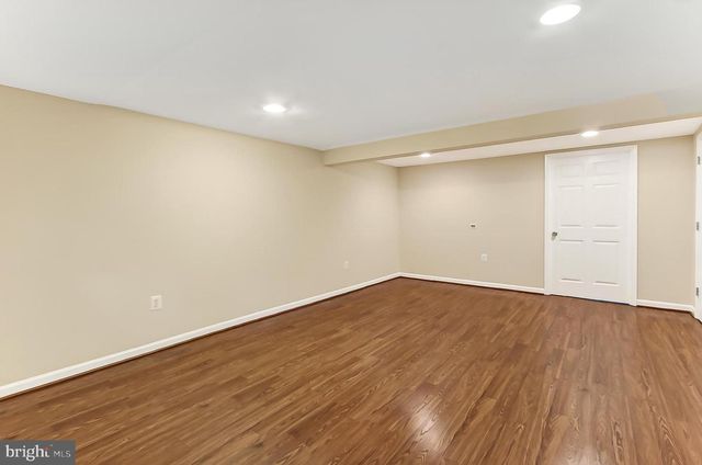 3004 HICKORY ST, Alexandria, VA 22305