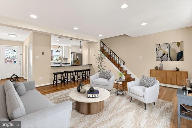 3004 HICKORY ST, Alexandria, VA 22305