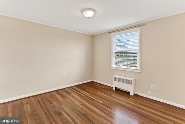 3004 HICKORY ST, Alexandria, VA 22305