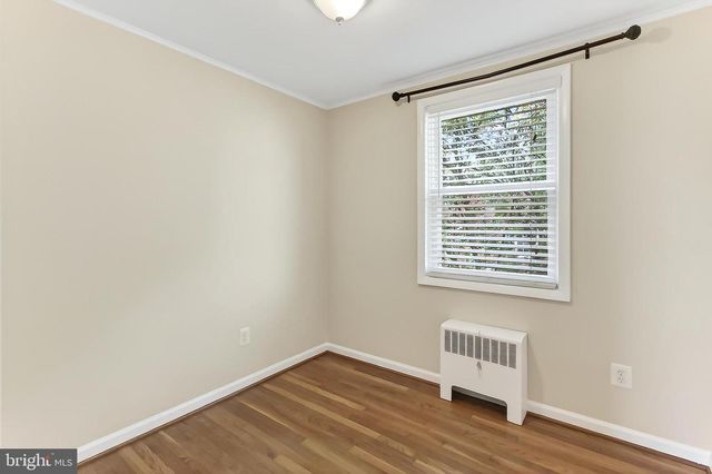 3004 HICKORY ST, Alexandria, VA 22305