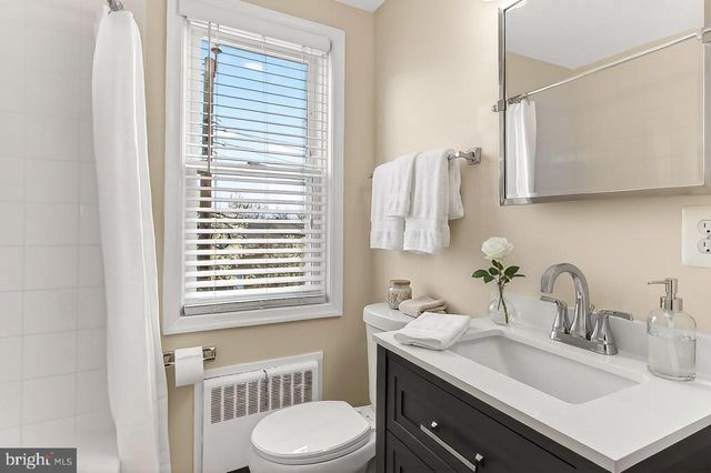 3004 HICKORY ST, Alexandria, VA 22305