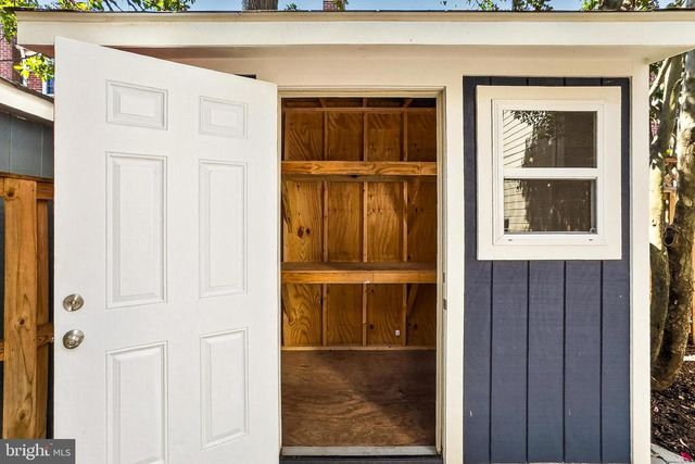 3004 HICKORY ST, Alexandria, VA 22305