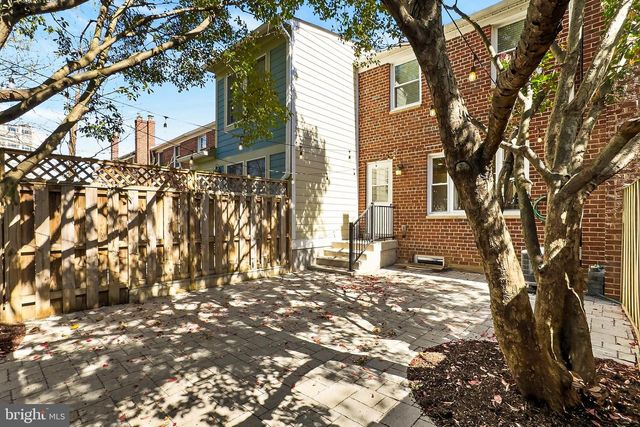 3004 HICKORY ST, Alexandria, VA 22305