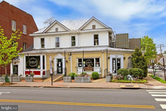 3004 HICKORY ST, Alexandria, VA 22305