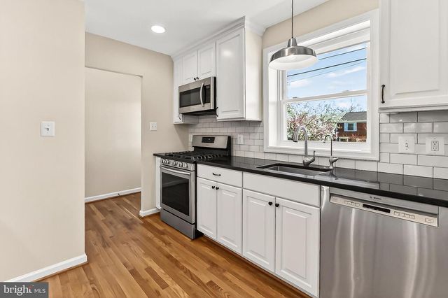 3004 HICKORY ST, Alexandria, VA 22305