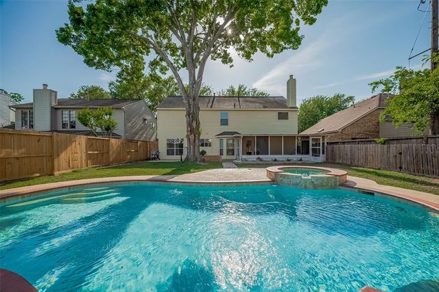 3102 Colonel Court Drive, Richmond, TX 77406