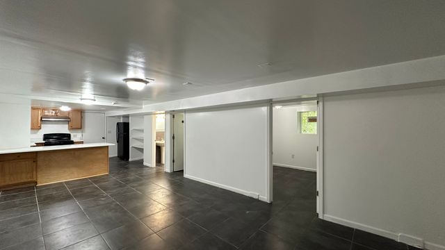 5830 N Artesian Avenue G, Chicago, IL 60659