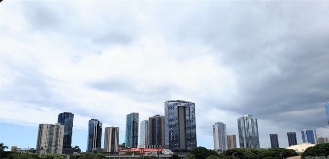 1129 Rycroft Street 406, Honolulu, HI 96814