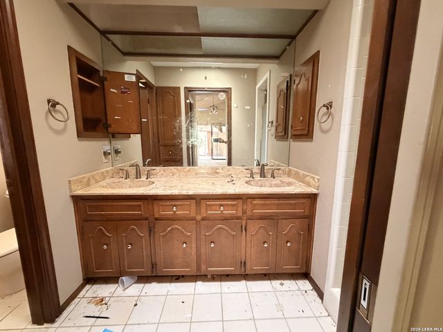 13306 LOBELIA ST, San Antonio, TX 78232