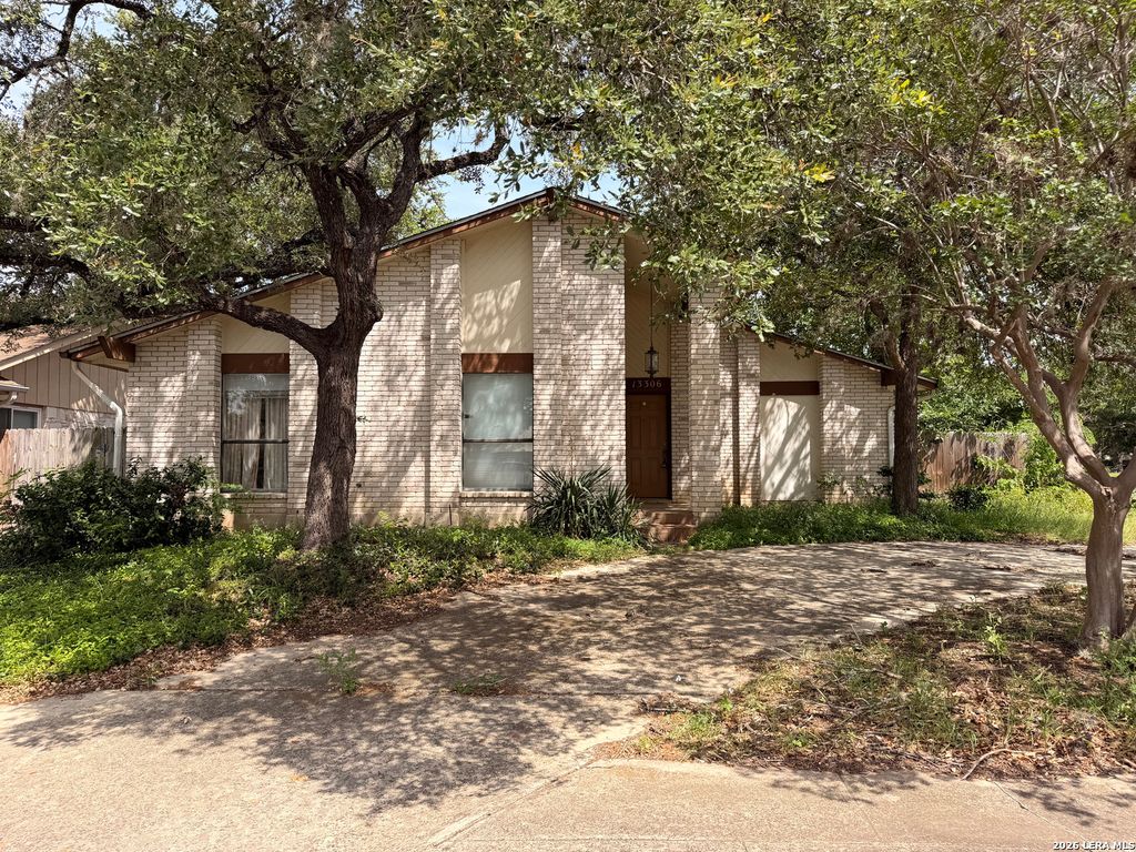 13306 LOBELIA ST, San Antonio, TX 78232