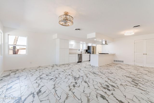 4496 QUEENS Way, Sierra Vista, AZ 85635