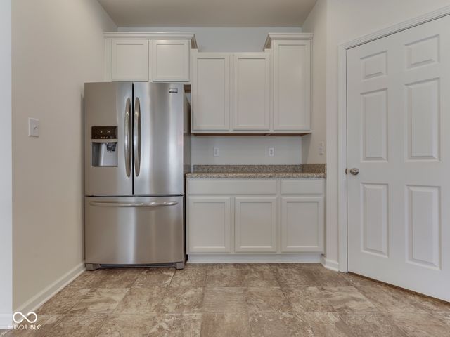 1810 Maplewood Court, Pendleton, IN 46064