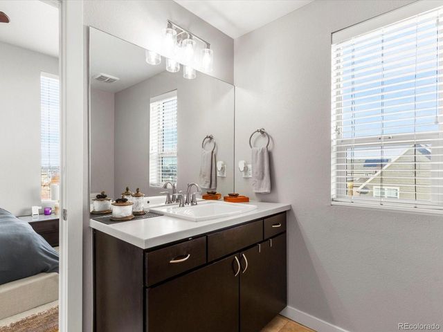 3045 N Geneva St, Denver, CO 80238