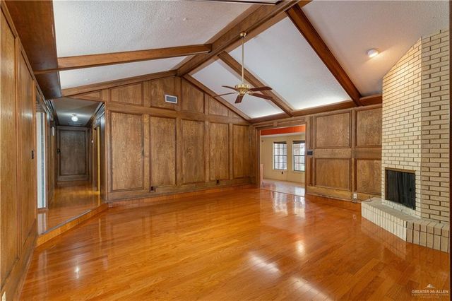 1100 Xanthisma Avenue, Mcallen, TX 78504