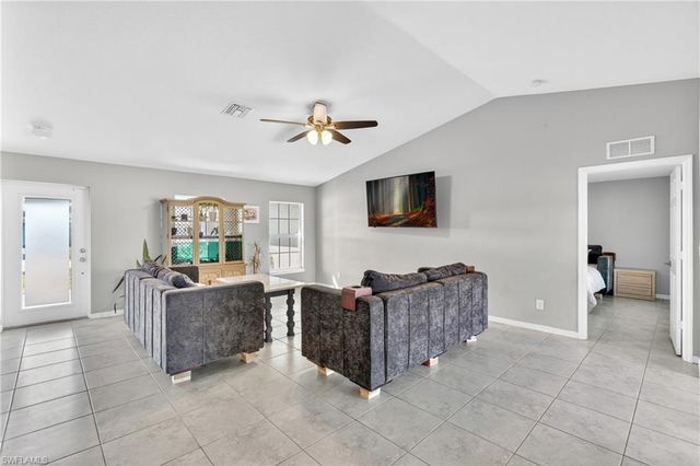 403 NW 17th TER, Cape Coral, FL 33993