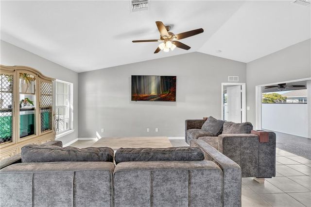 403 NW 17th TER, Cape Coral, FL 33993