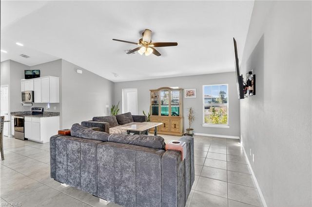 403 NW 17th TER, Cape Coral, FL 33993