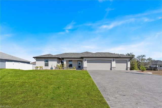 403 NW 17th TER, Cape Coral, FL 33993