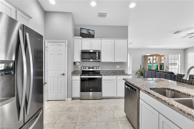 403 NW 17th TER, Cape Coral, FL 33993