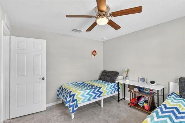 403 NW 17th TER, Cape Coral, FL 33993