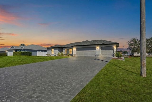 403 NW 17th TER, Cape Coral, FL 33993