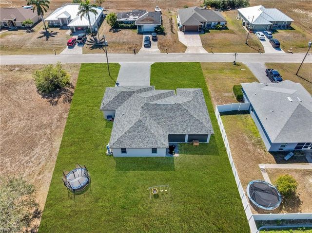 403 NW 17th TER, Cape Coral, FL 33993