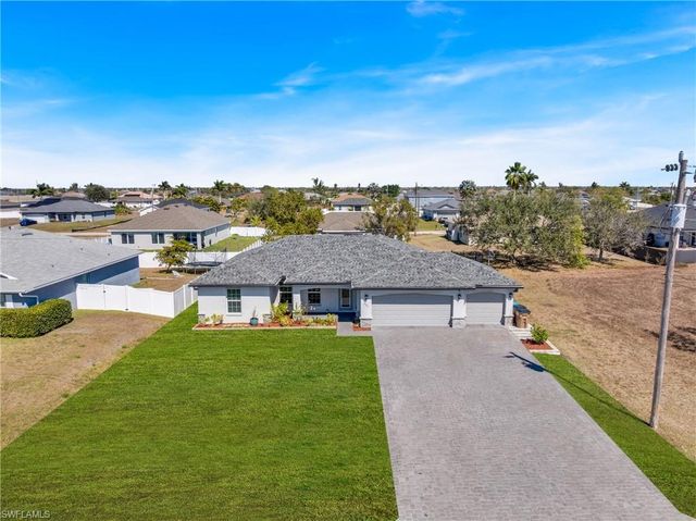 403 NW 17th TER, Cape Coral, FL 33993