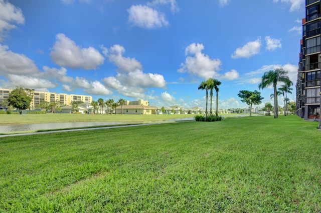 7380 S Oriole Boulevard 103, Delray Beach, FL 33446