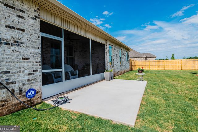 202 Farmland Circle, Perry, GA 31069