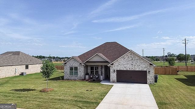 202 Farmland Circle, Perry, GA 31069