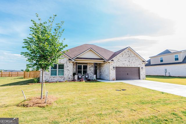 202 Farmland Circle, Perry, GA 31069