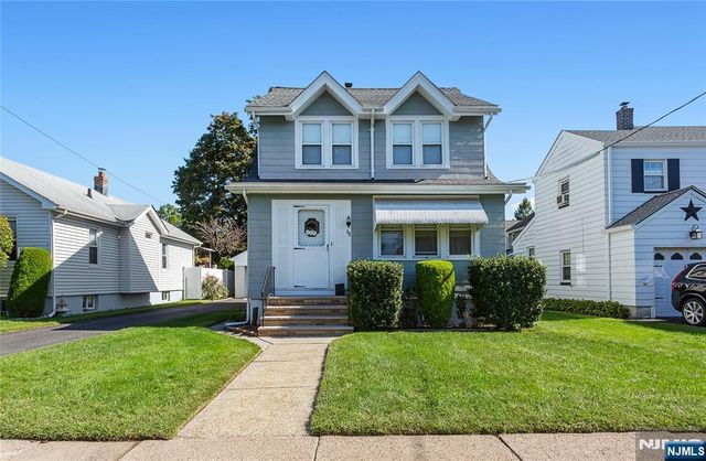 98 Davis Avenue, Hackensack, NJ 07601