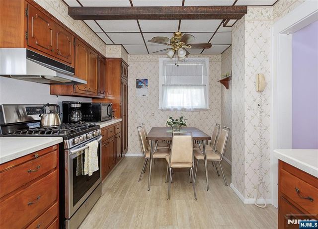 98 Davis Avenue, Hackensack, NJ 07601