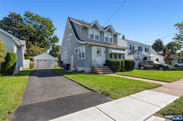 98 Davis Avenue, Hackensack, NJ 07601