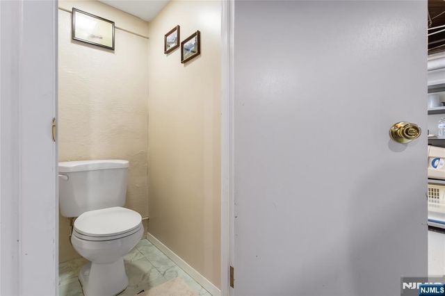 98 Davis Avenue, Hackensack, NJ 07601