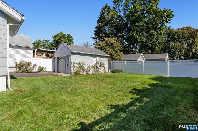 98 Davis Avenue, Hackensack, NJ 07601