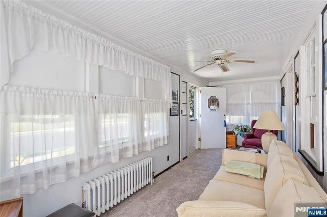 98 Davis Avenue, Hackensack, NJ 07601