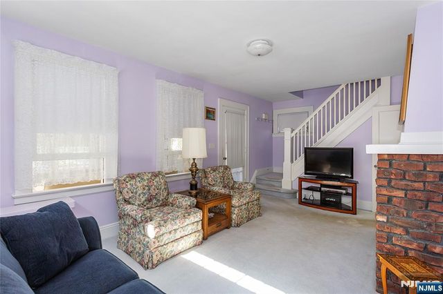 98 Davis Avenue, Hackensack, NJ 07601
