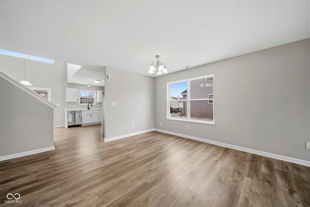 6427 Paramount Springs Drive, Anderson, IN 46013